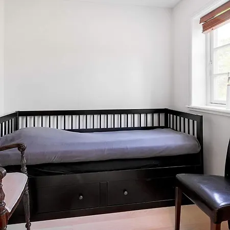 Дом отдыха 4 Person In