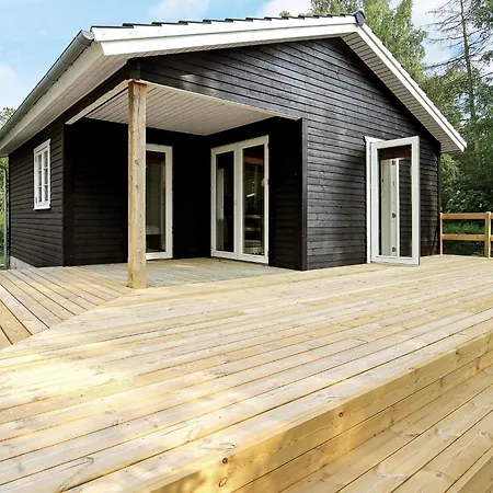 4 Person In Дом отдыха